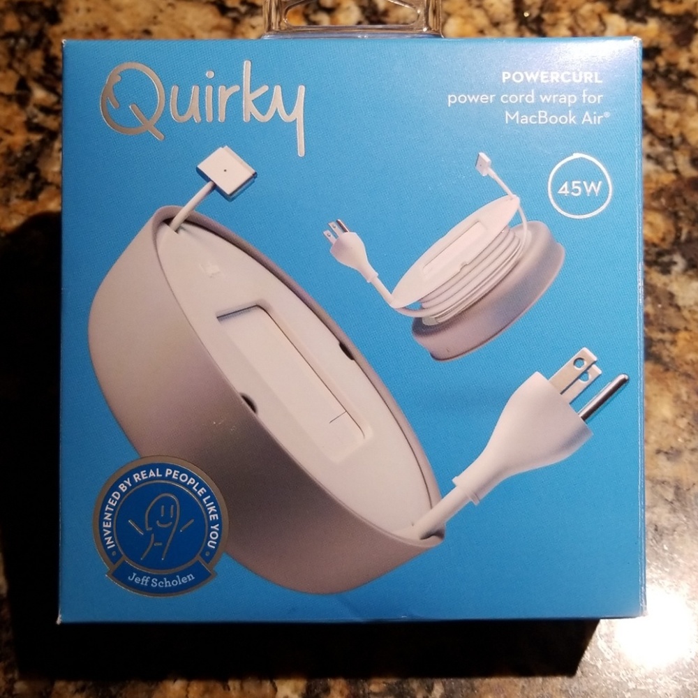 NWOT MacBook Air Power Cord Wrap